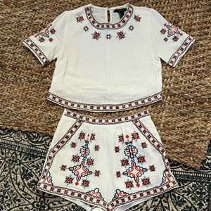 Forever 21 two piece set crop top and shorts size small embroidered blue & red